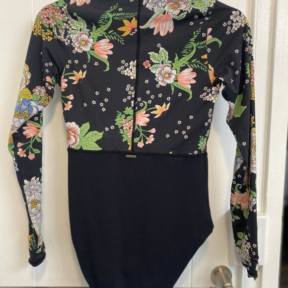 Maaji Women's Surfsuit Reversable Long Sleeve UPF 50 One Piece Small - Picture 2 of 6